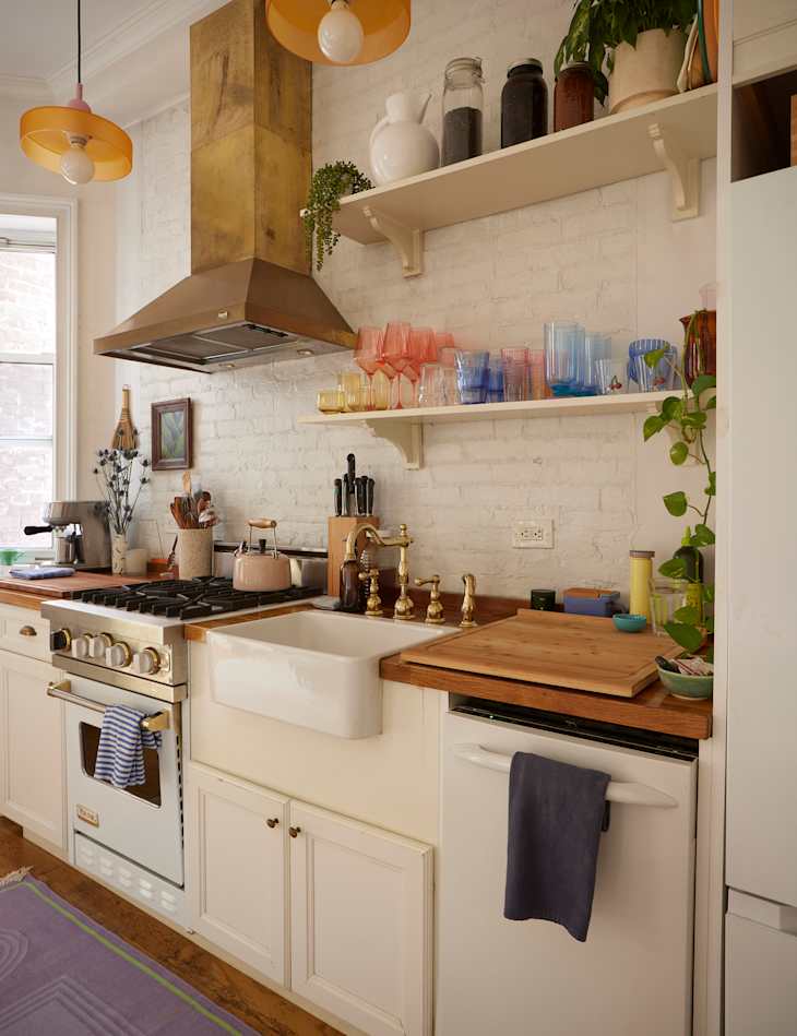 Picture of Tour a Brooklyn Rental Apartment That’s Bright and Playful | Apartment ...